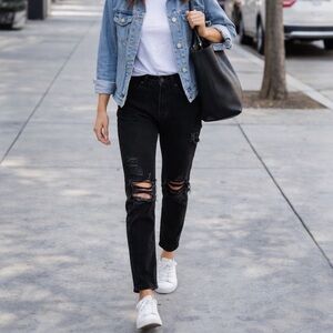 NWT SLVRLAKE Beatnik Straight High Rise Jean 25 Shadow Ridge Black Distressed